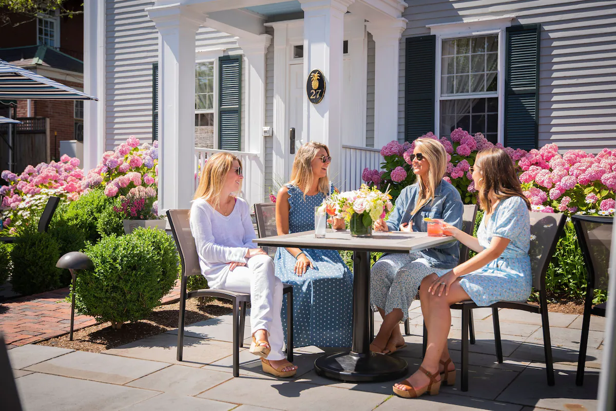 jared coffin house in nantucket with hydrangeas